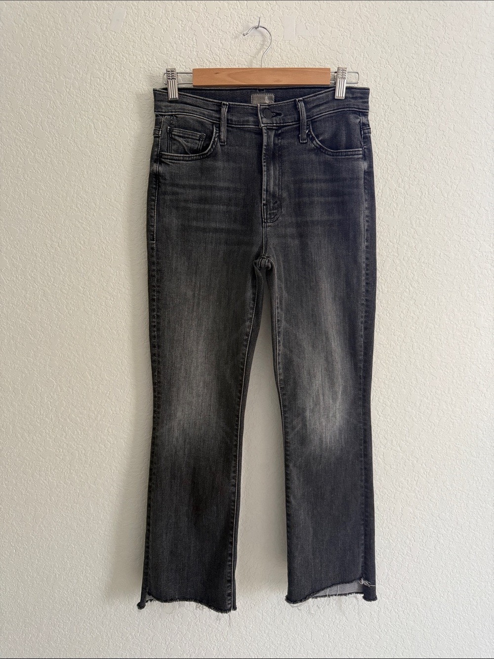 MOTHER “The Insider Crop Step Fray” Save Your Soul Jeans Size 27 - Picture 2 of 16